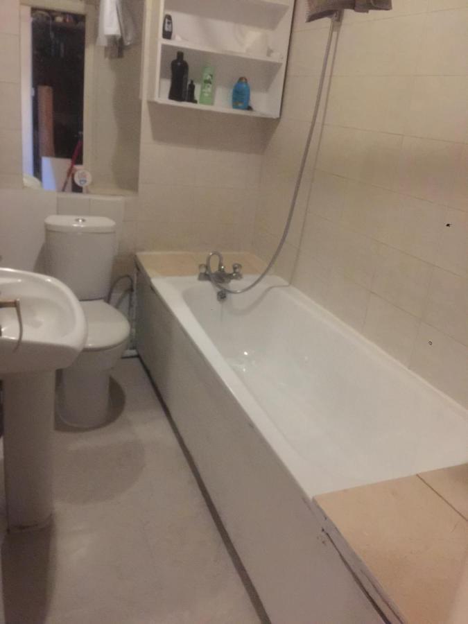 Dach Apartments - Cozy 3 Bed Apartment In Hendon Edgware Exterior foto