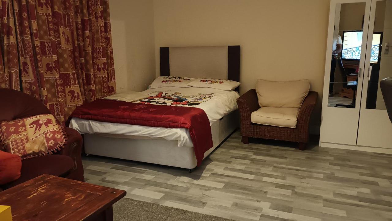 Dach Apartments - Cozy 3 Bed Apartment In Hendon Edgware Exterior foto